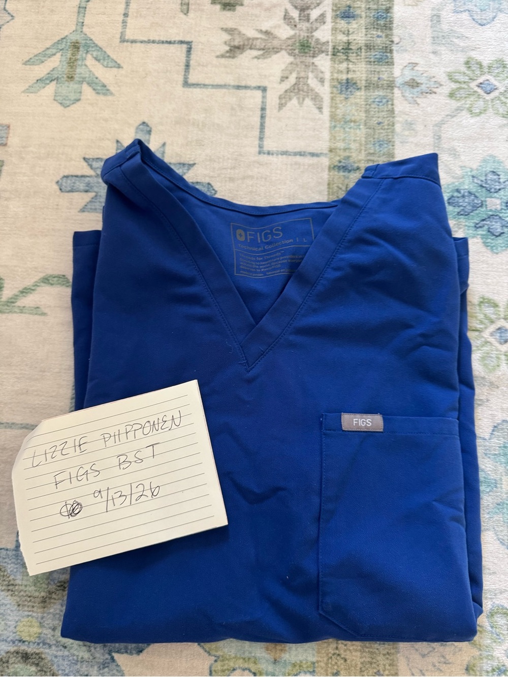 Figs Women’s V-Neck Casma Winning Blue
Size Large
